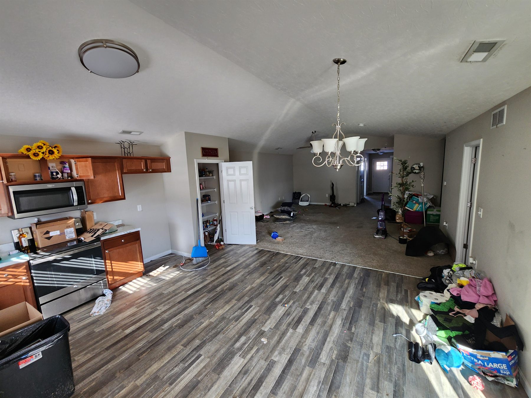Occupied main living area before trash-out